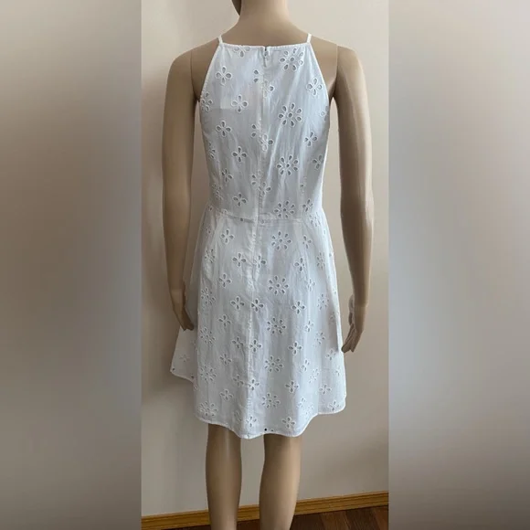 Loft - Picture 3 of 3